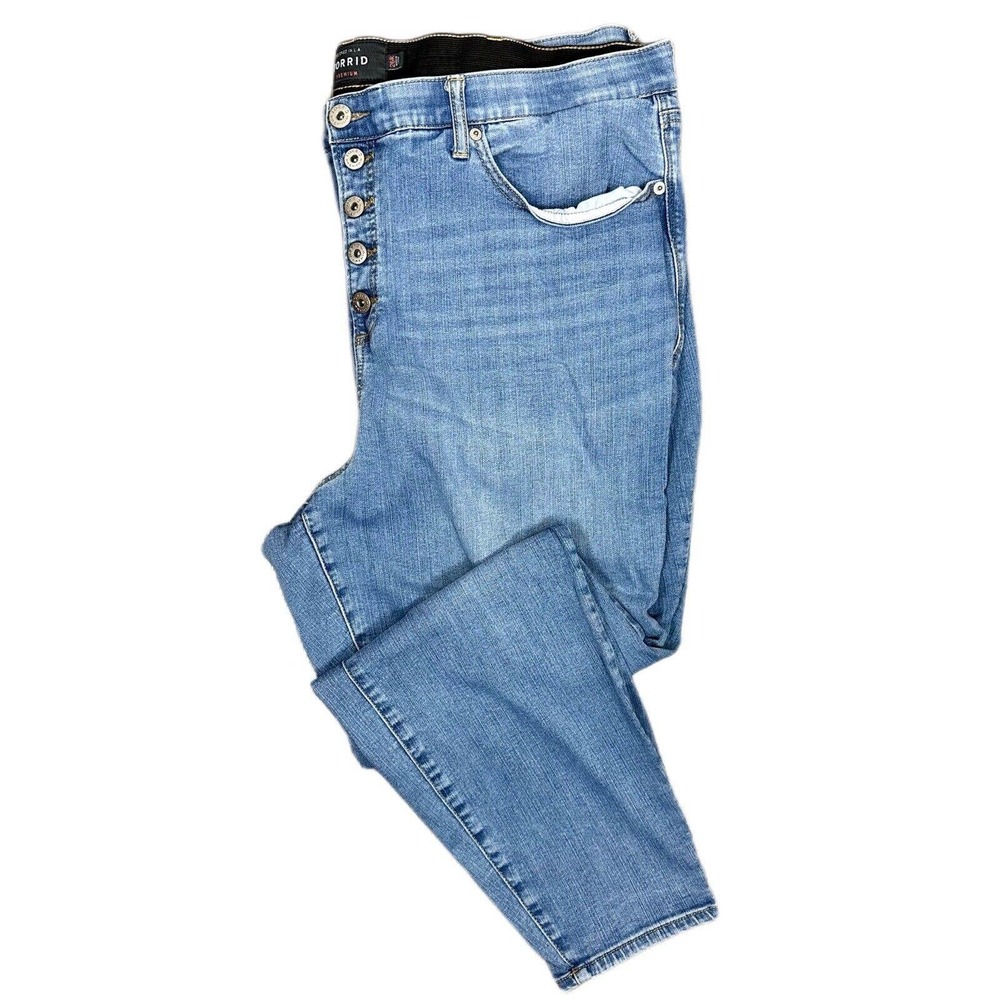 Torrid Size 26 Skinny Jeans Bombshell Stretch
